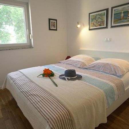 Apartment Lea Nin Luaran gambar