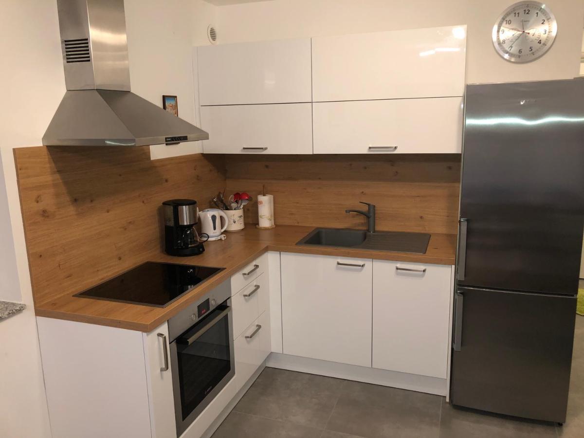 Apartment Lea Nin Luaran gambar