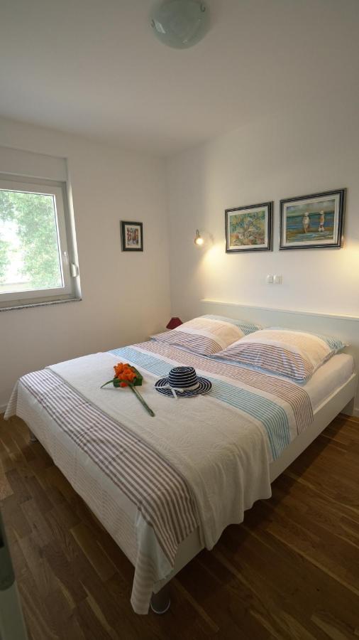 Apartment Lea Nin Luaran gambar